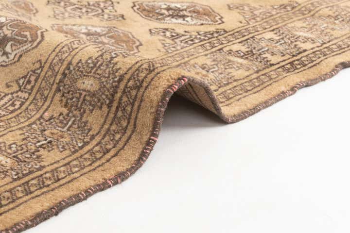 4' 2 x 5' 11 Pakistan Rug