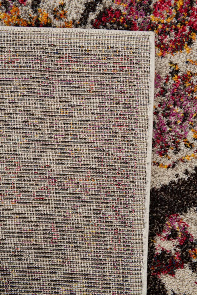 Detail image of 5' 3 x 7' 6 Palazzo Rug