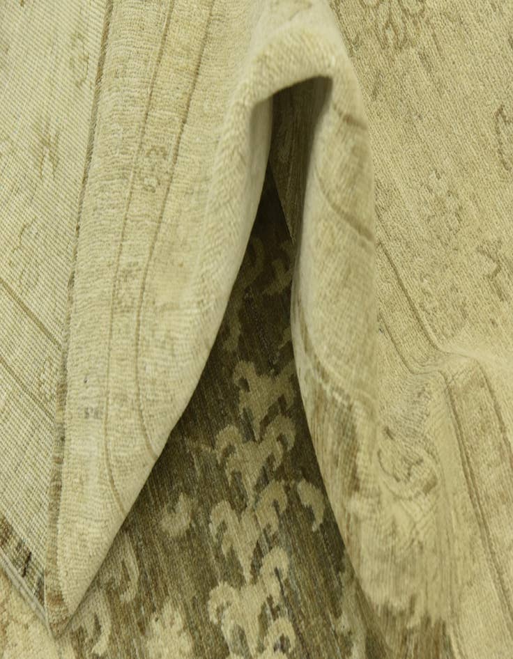 Detail image of 8' 10 x 11'  Hand Knotted Peshawar Ziegler Rug