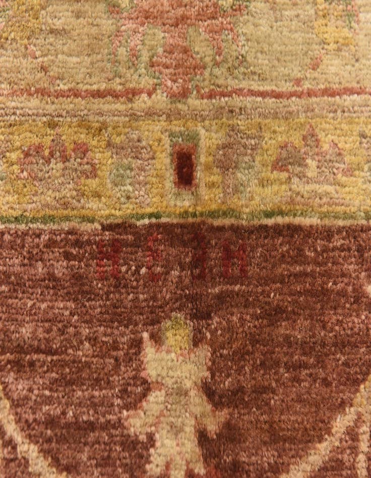 Detail image of 5' 7 x 8' 10 Hand Knotted Peshawar Ziegler Rug