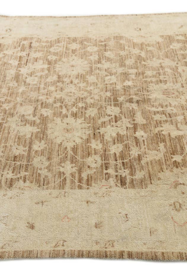 Detail image of 6' x 8' 8 Hand Knotted Peshawar Ziegler Rug