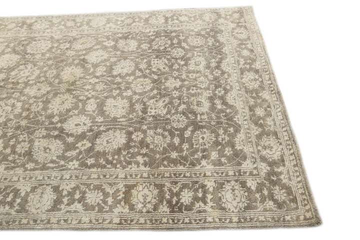 5' 7 x 7' 10 Hand Knotted Peshawar Ziegler Rug