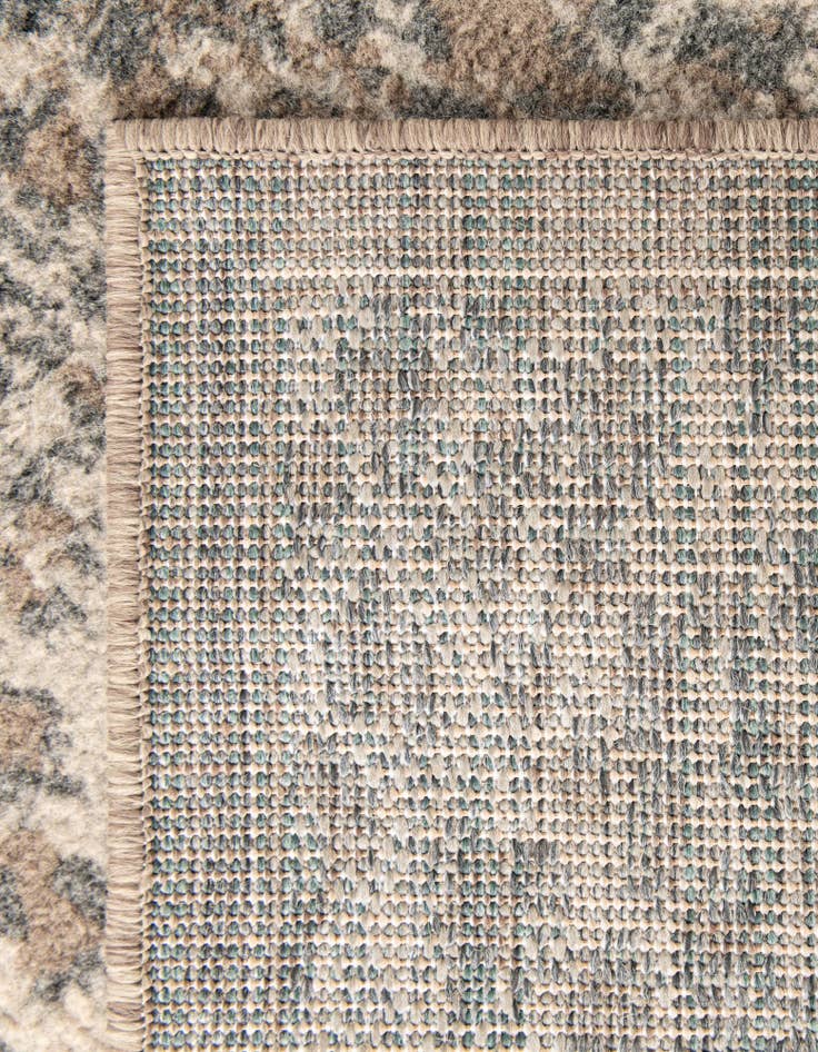 Detail image of 10' x 14' Safari Rug