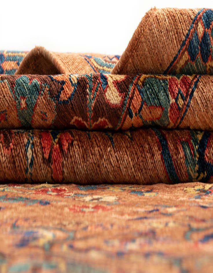 Detail image of 8' 2 x 9' 11 Sara Wool Rug