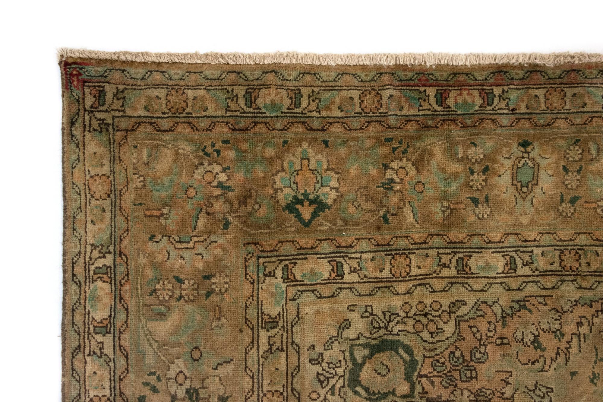 8' 6 x 11' 7 Hand Knotted Sarough Persian Wool Rug