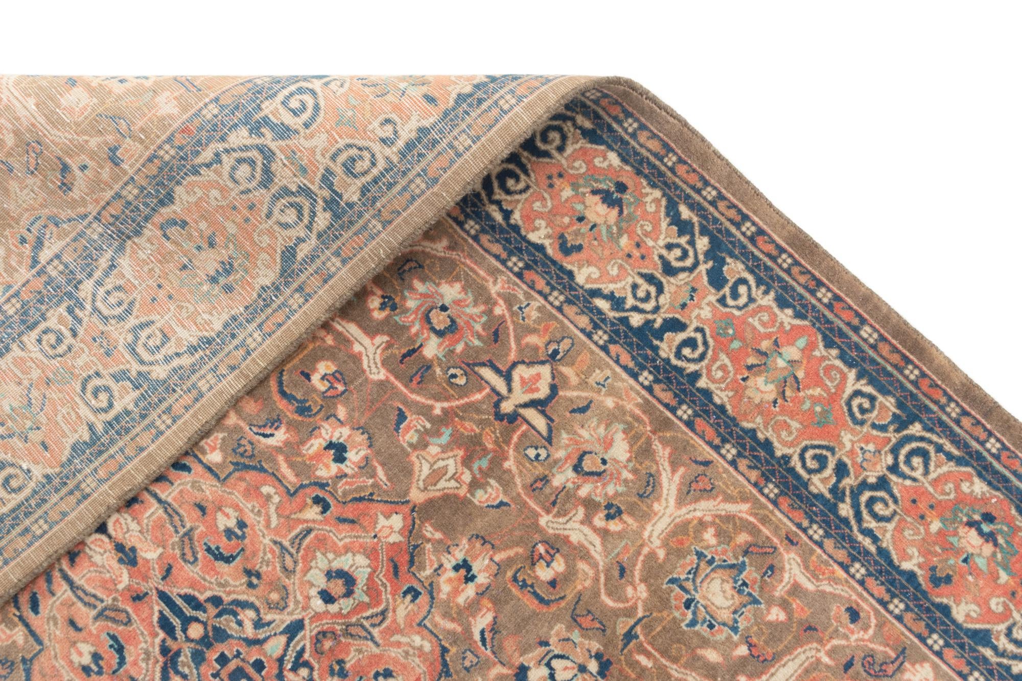4' 4 x 7' 3 Sarough Rug