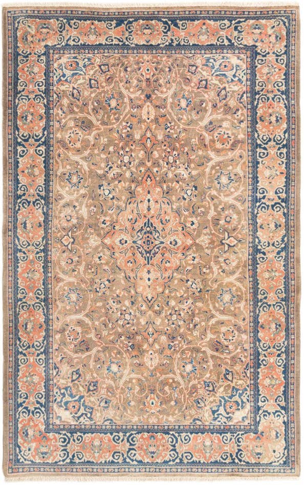 Detail image of 4' 4 x 7' 1 Sarough Rug