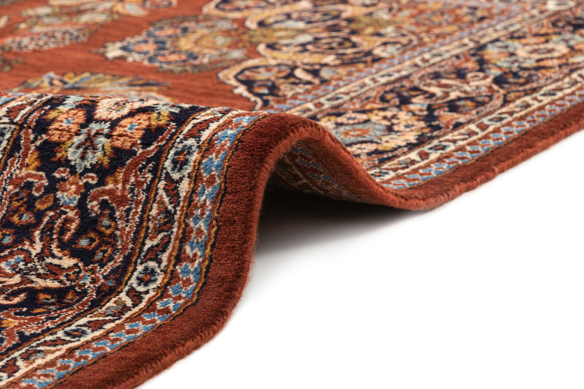 4' 5 x 7' 2 Hand Knotted Sarough Wool Rug