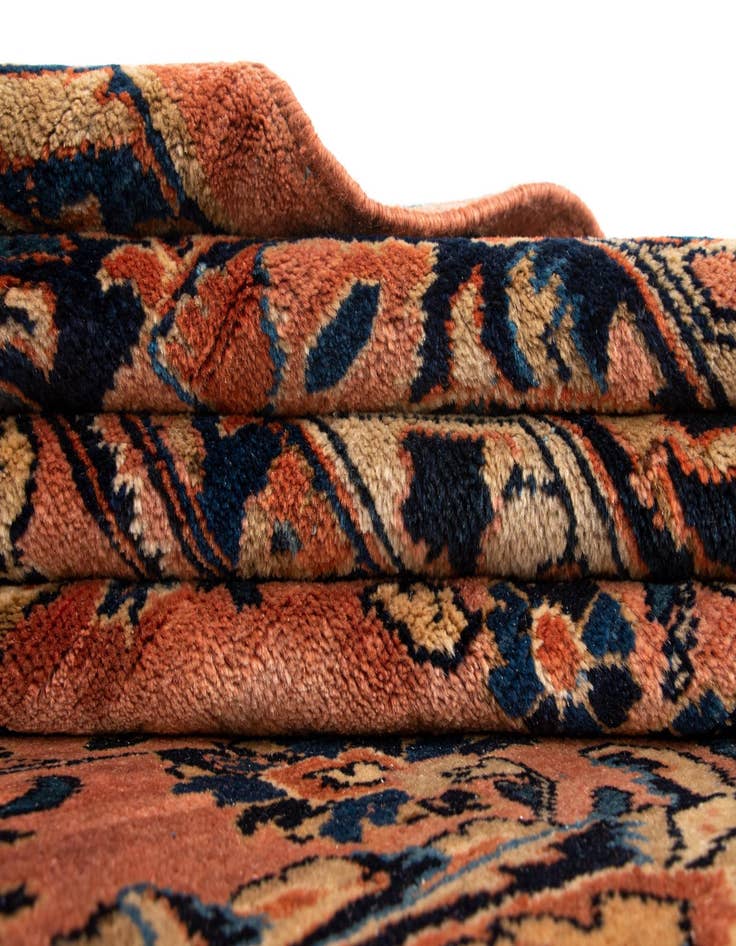 Detail image of 9' 4 x 11' 6 Sarouk Wool Rug