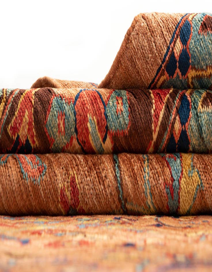 Detail image of 8' 2 x 10' 6 Serapi Wool Rug