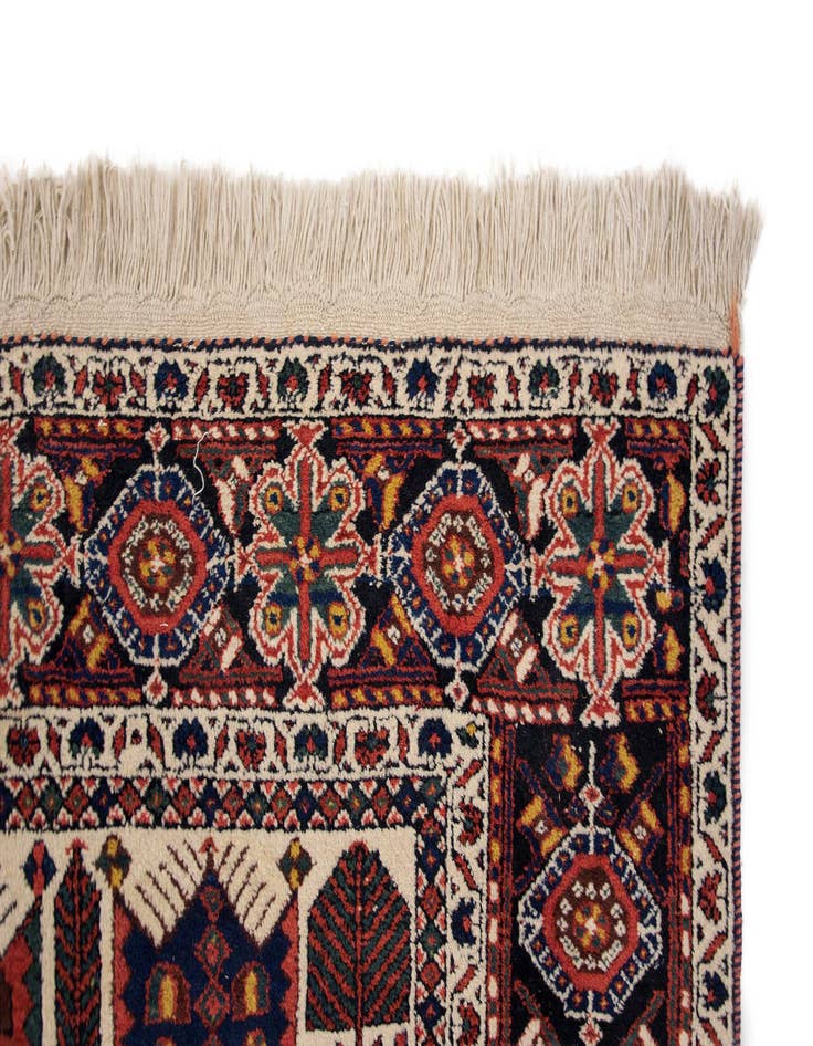 Detail image of 4' 11 x 6' 5  Hand Knotted Shahrebabek Wool Rug