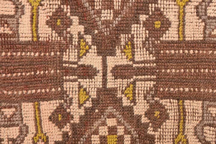 2' 5 x 3' 6 Hand Knotted Shiraz Persian Wool Rug