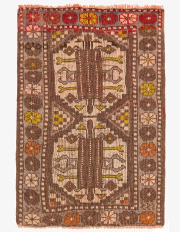 2' 5 x 3' 6 Hand Knotted Shiraz Persian Wool Rug