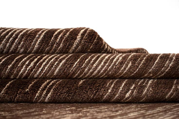 Detail image of 7' 9 x 9' 9 Simla Mohair Rug