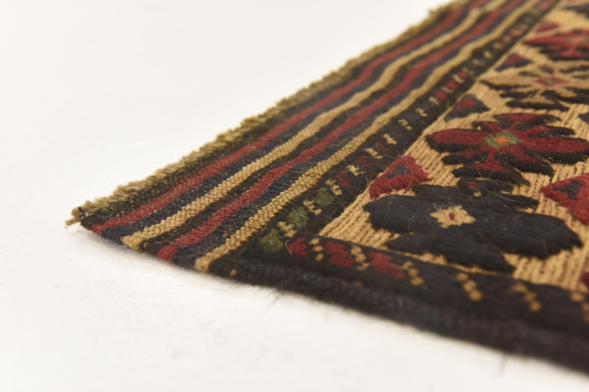 3' x 4' 4 Hand Knotted Sumak Wool Rug