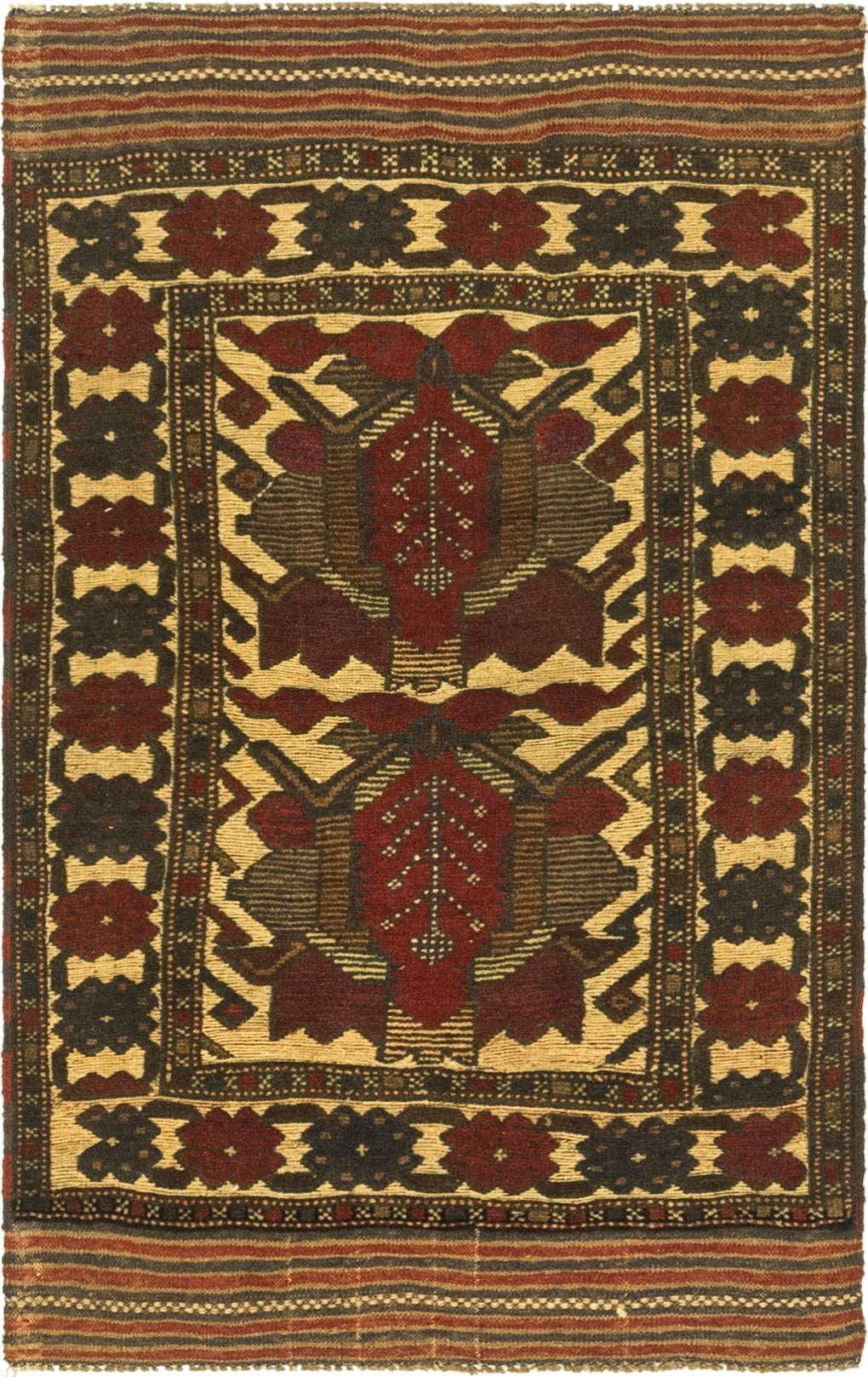 2' 10 x 4' 8 Hand Knotted Sumak Wool Rug