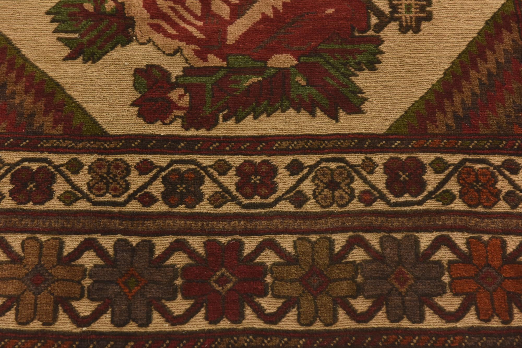 4' 2 x 6' Hand Knotted Sumak Wool Rug