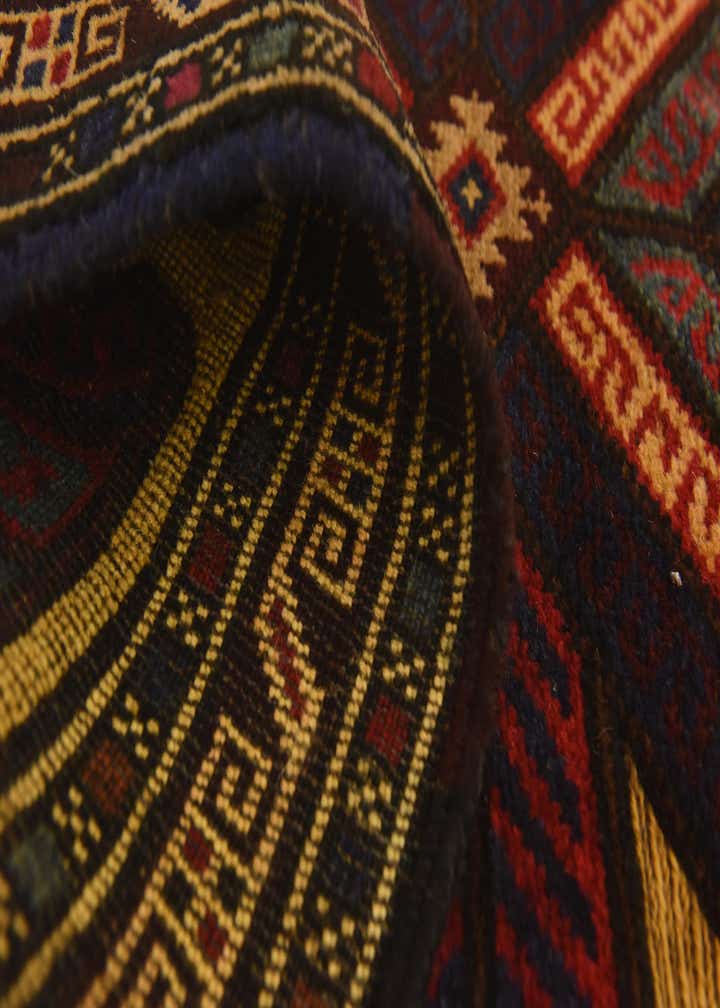 2' 8 x 4' 3 Hand Knotted Sumak Wool Rug