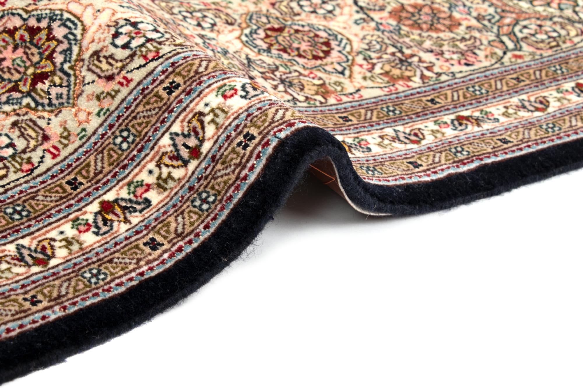 6' 9 x 10' 5 Tabriz Mahi Rug