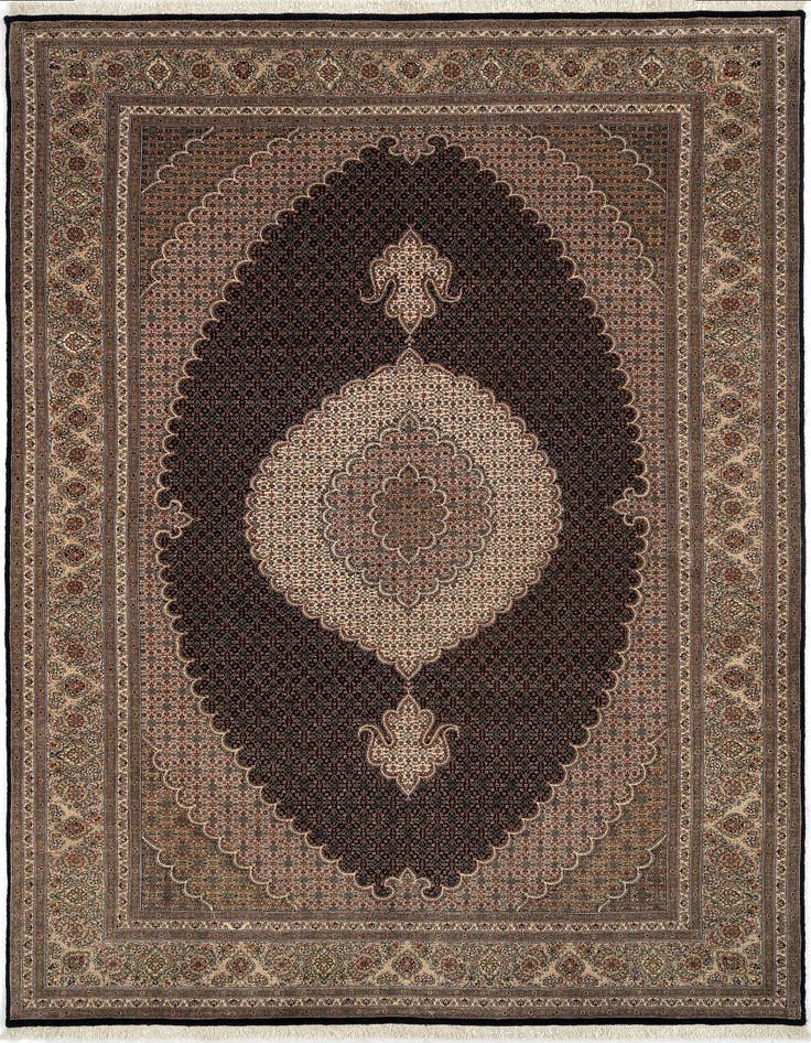 Detail image of 6' 9 x 10' 5 Tabriz Mahi Rug