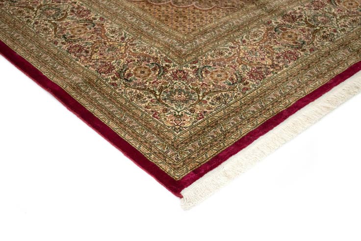 Detail image of 9' 11 x 13' Tabriz Mahi Rug
