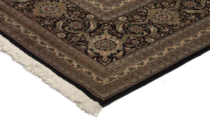 Detail image of 9' 9 x 13' 11 Tabriz Mahi Rug
