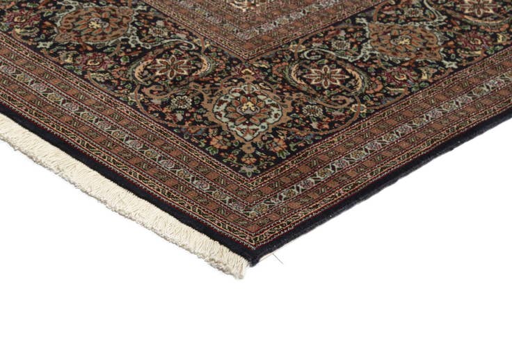 Detail image of 9' 10 x 13' 3 Tabriz Mahi Rug