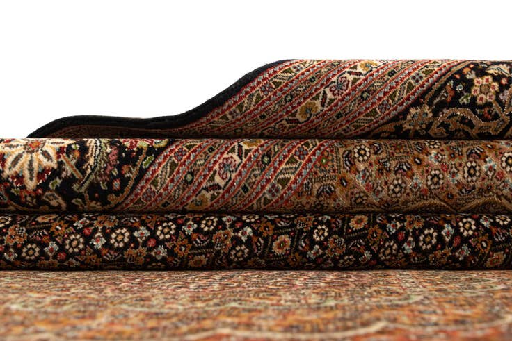 Detail image of 8' 4 x 10' 11 Tabriz Mahi Rug