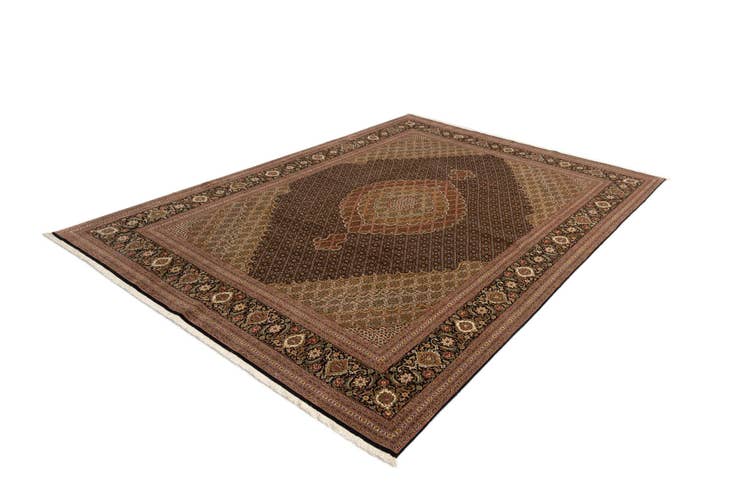 Detail image of 8' 4 x 10' 11 Tabriz Mahi Rug