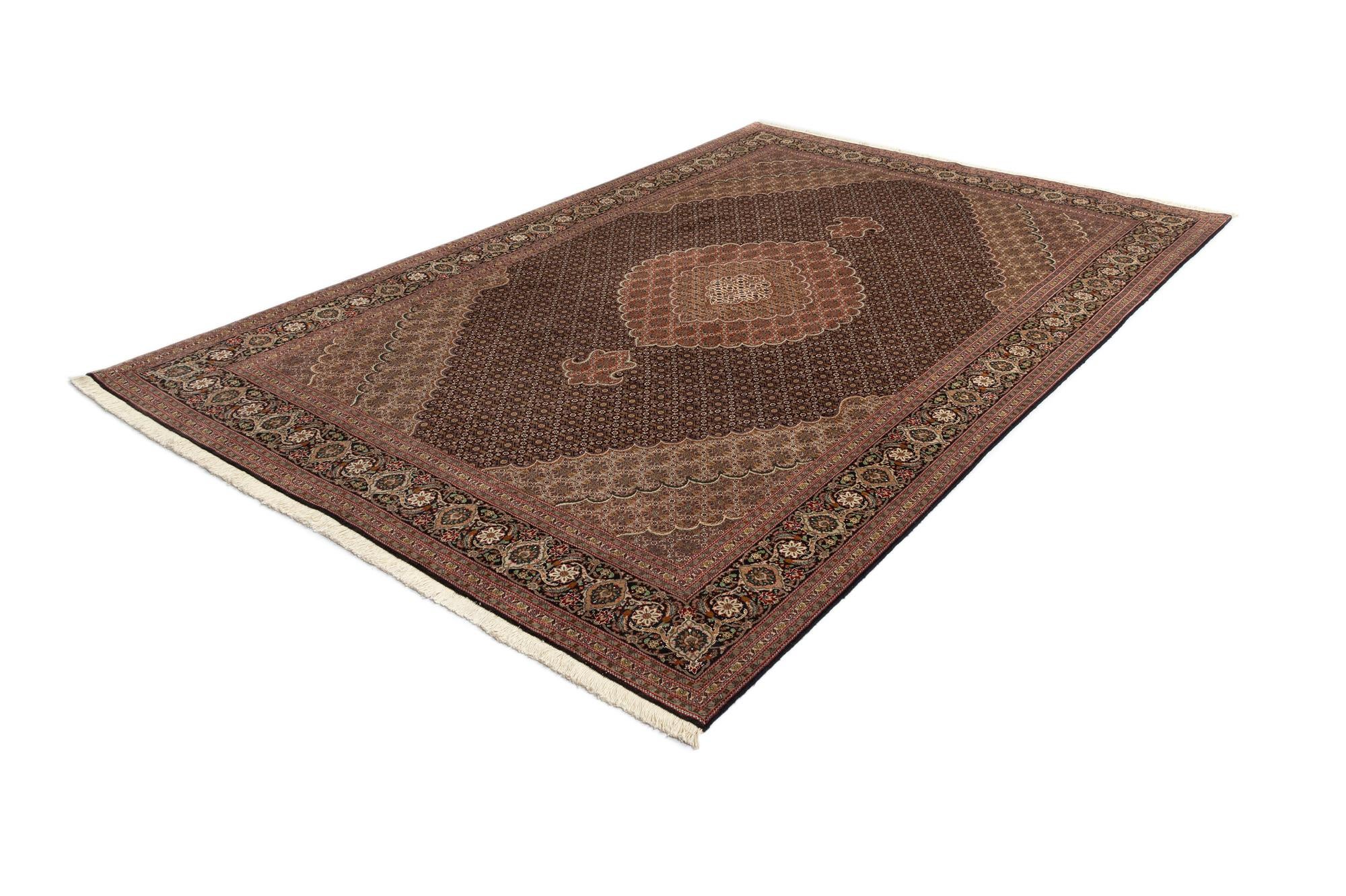 6' 8 x 10' 2 Tabriz Mahi Rug