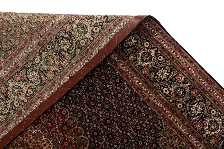 Detail image of 6' 8 x 10' Tabriz Mahi Rug