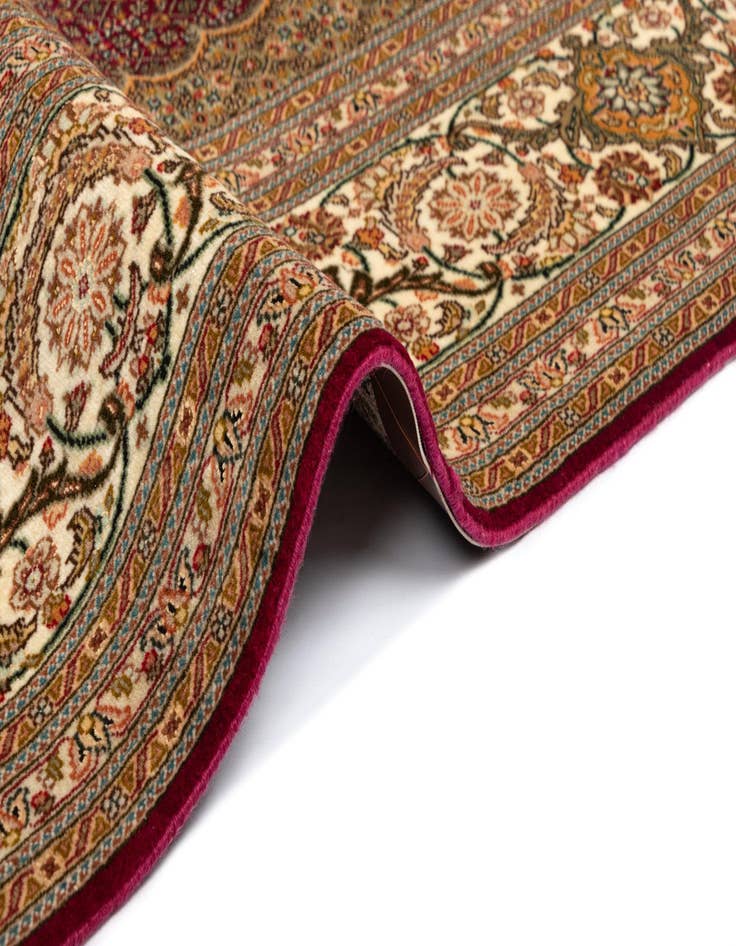 Detail image of 6' 7 x 10' Tabriz Mahi Rug