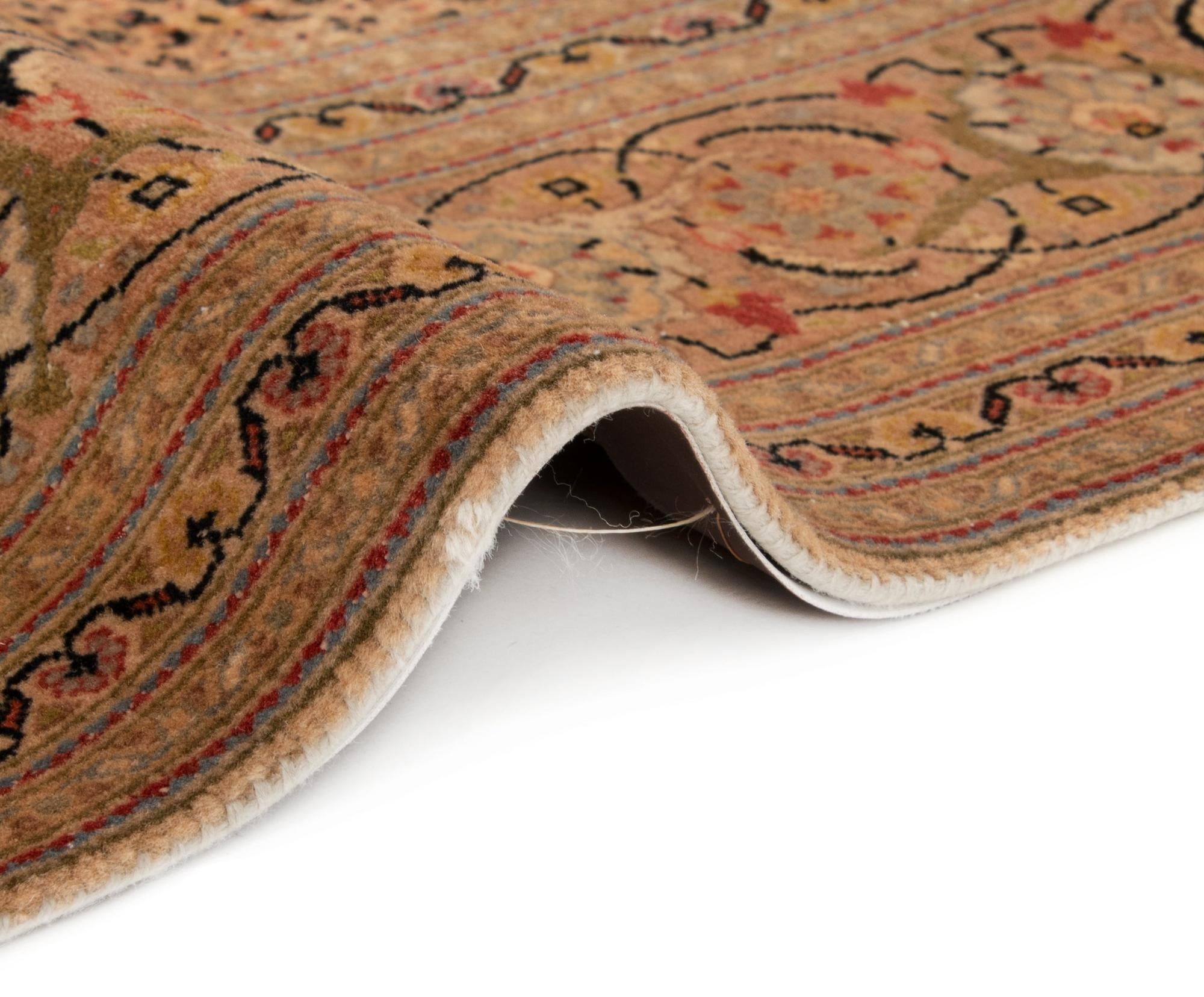 4' 11 x 6' 7 Hand Knotted Tabriz Mahi Persian Wool Rug