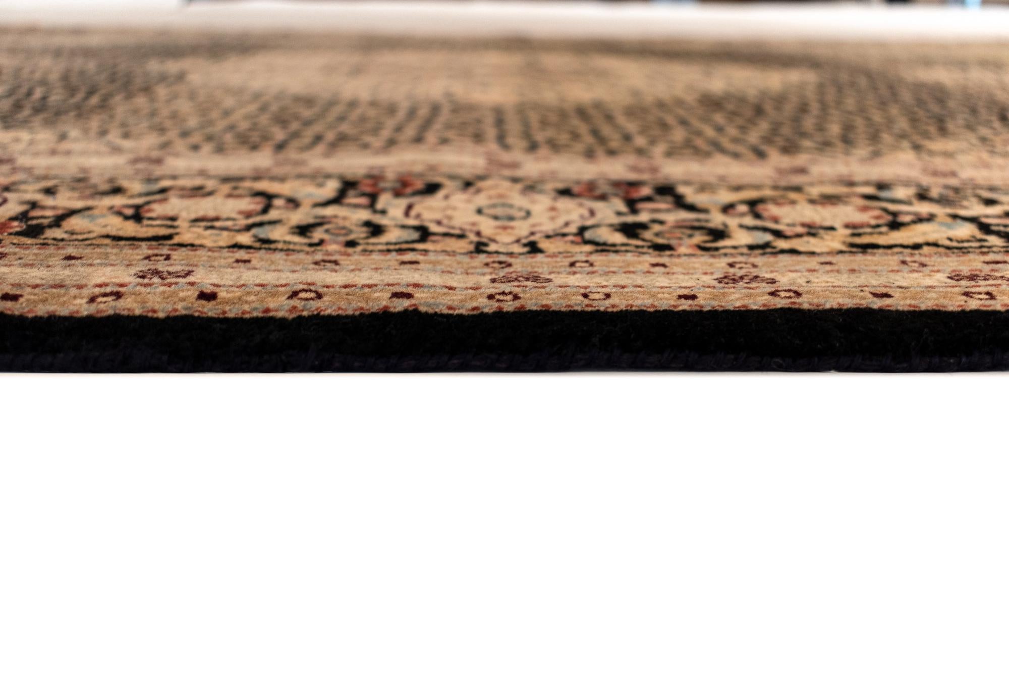 4' 11 x 6' 6 Tabriz Mahi Rug