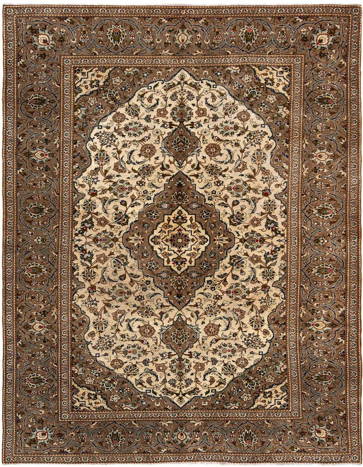 Detail image of 6' 7 x 10' 1 Tabriz Wool Rug