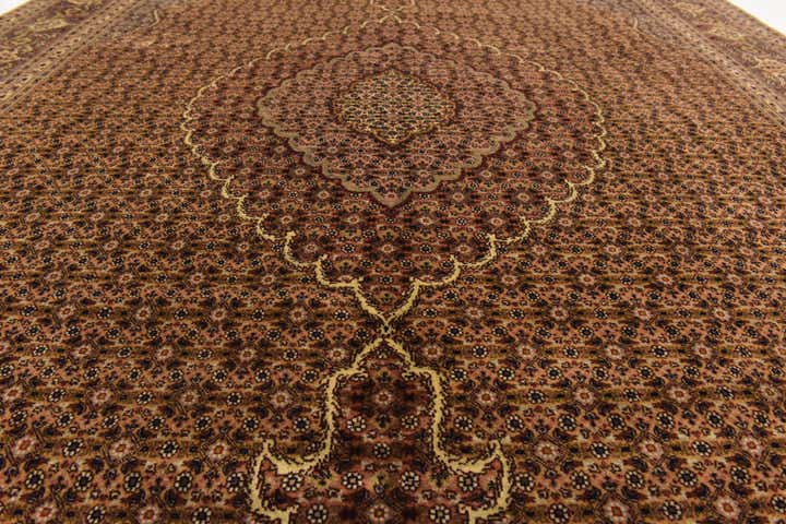 6' 9 x 9' 7 Hand Knotted Tabriz Persian Rug