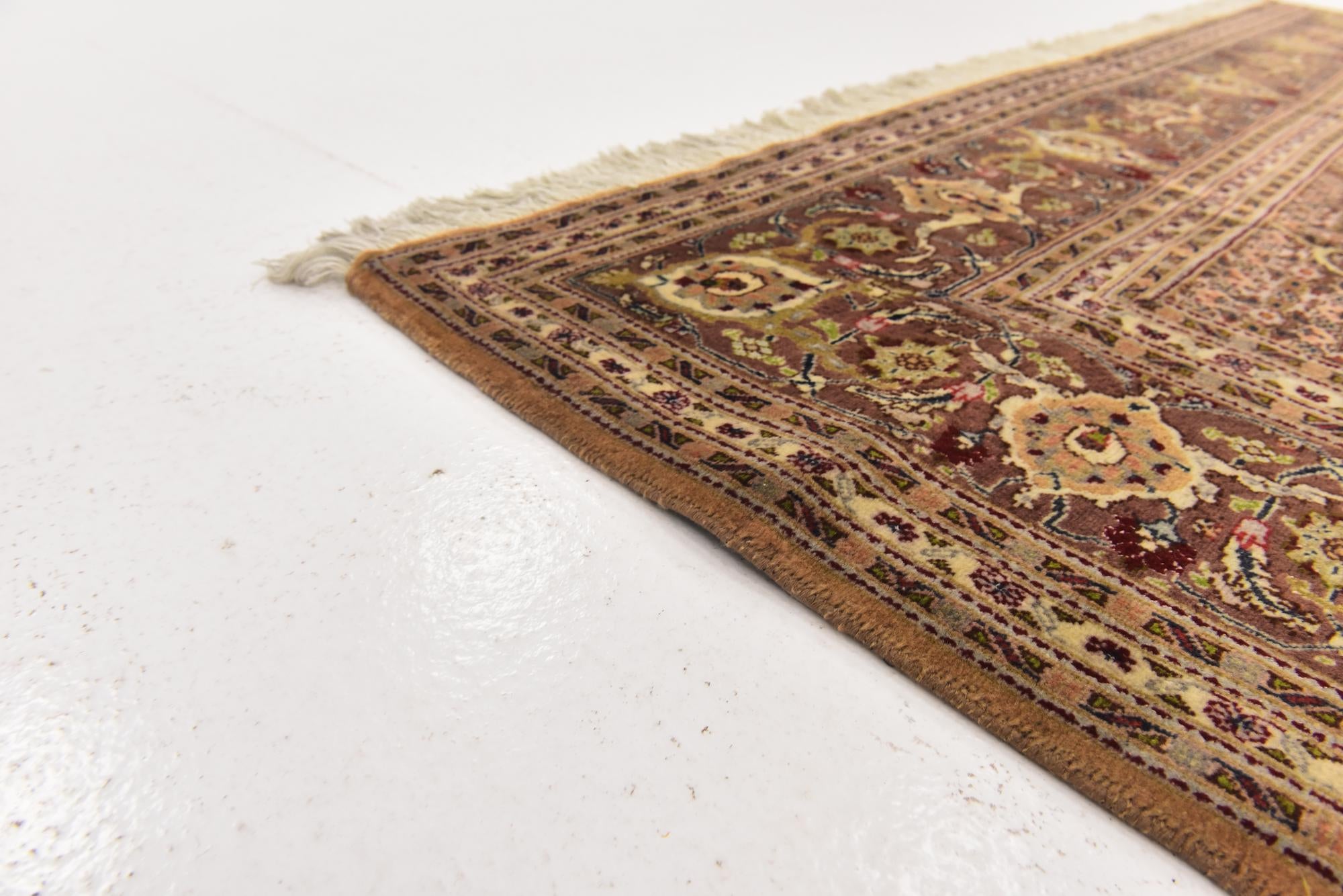 6' 9 x 9' 7 Hand Knotted Tabriz Persian Rug