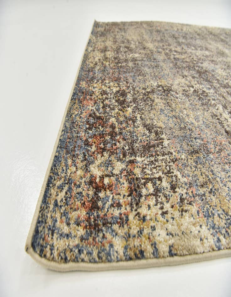 Detail image of 5' 2 x 7' 5 Theia Rug