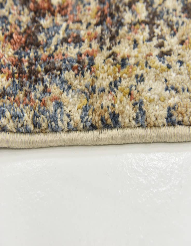 Detail image of 5' 2 x 7' 5 Theia Rug