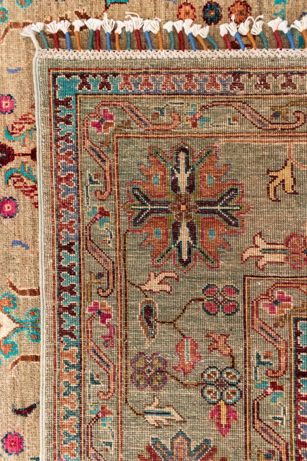 Detail image of 6' 8 x 10' Torkman Rug