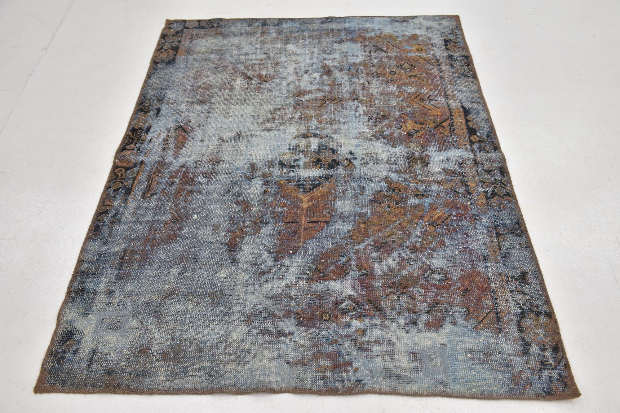 4' x 5' 6 Hand Knotted Ultra Vintage Persian Wool Rug