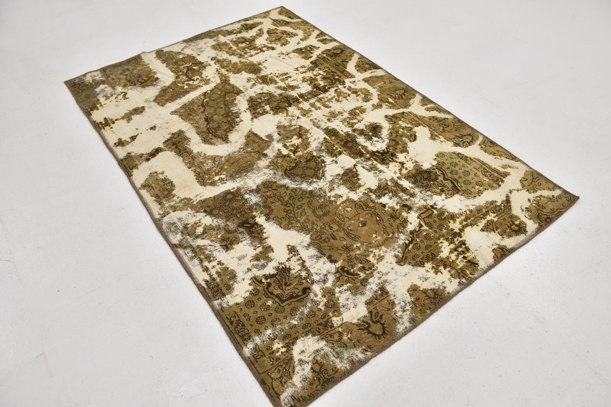 4' x 6' 2 Hand Knotted Ultra Vintage Persian Wool Rug