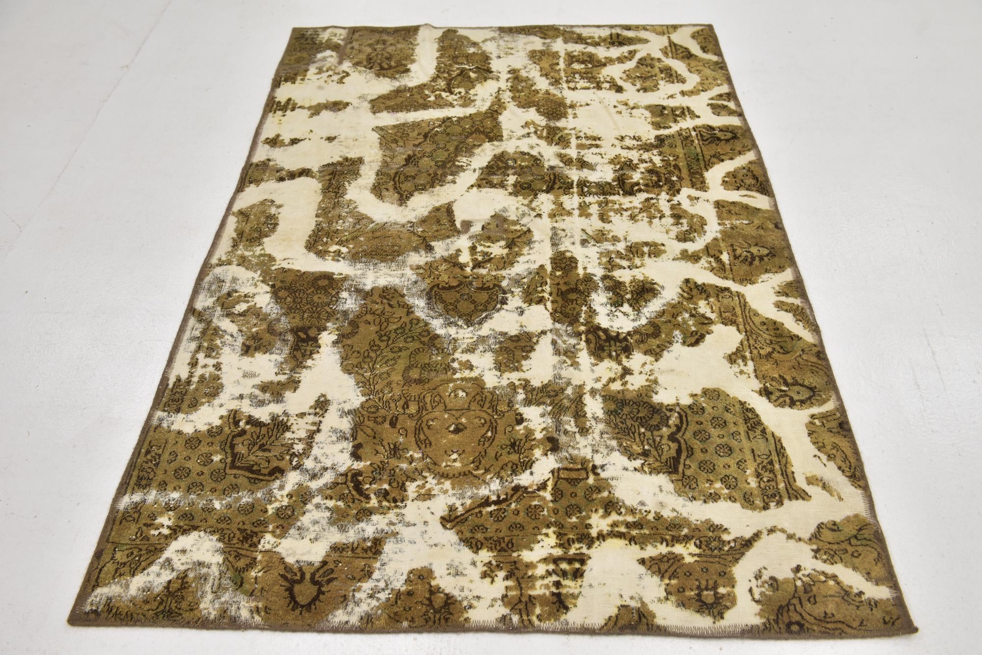 4' x 6' 2 Hand Knotted Ultra Vintage Persian Wool Rug