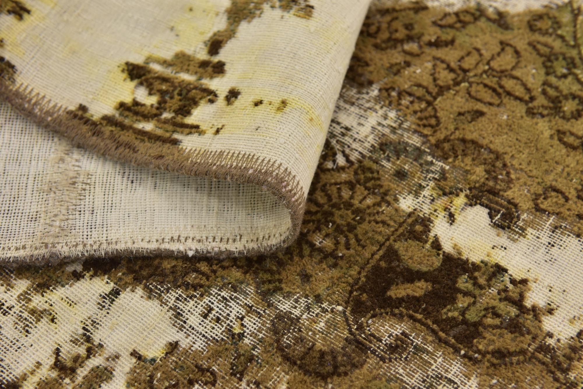4' x 6' 2 Hand Knotted Ultra Vintage Persian Wool Rug