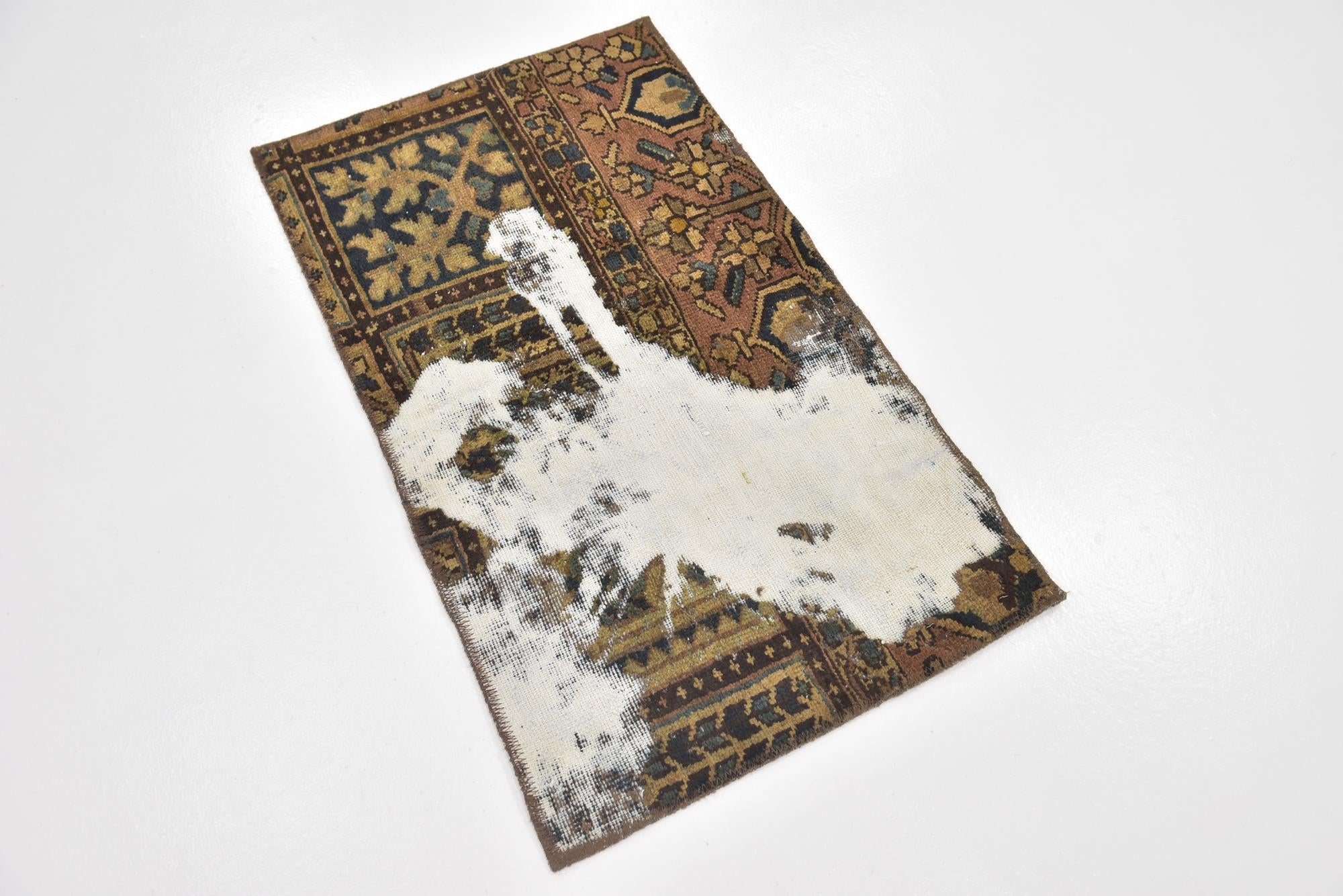 2' x 3' 6 Hand Knotted Ultra Vintage Persian Wool Rug