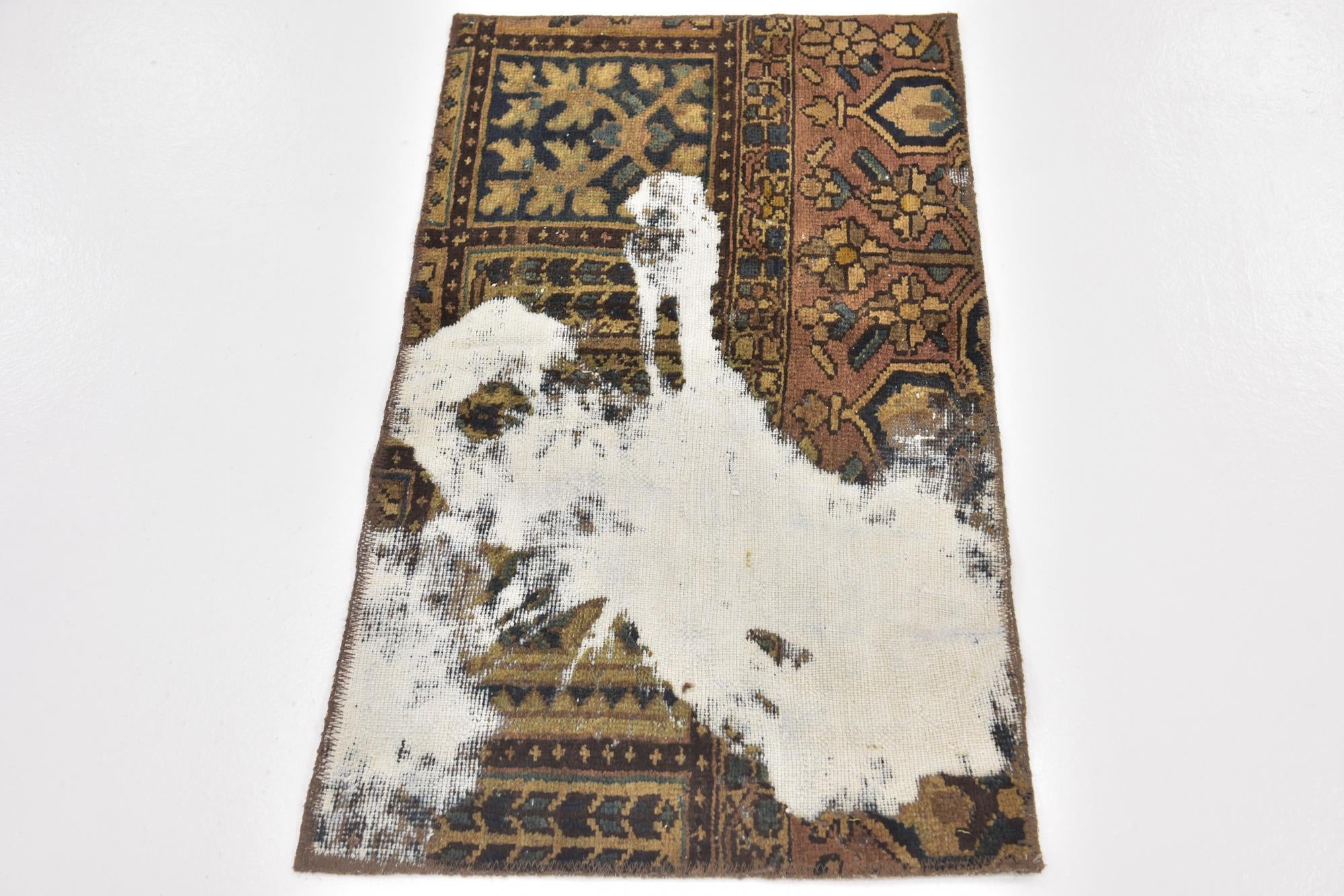 2' x 3' 6 Hand Knotted Ultra Vintage Persian Wool Rug