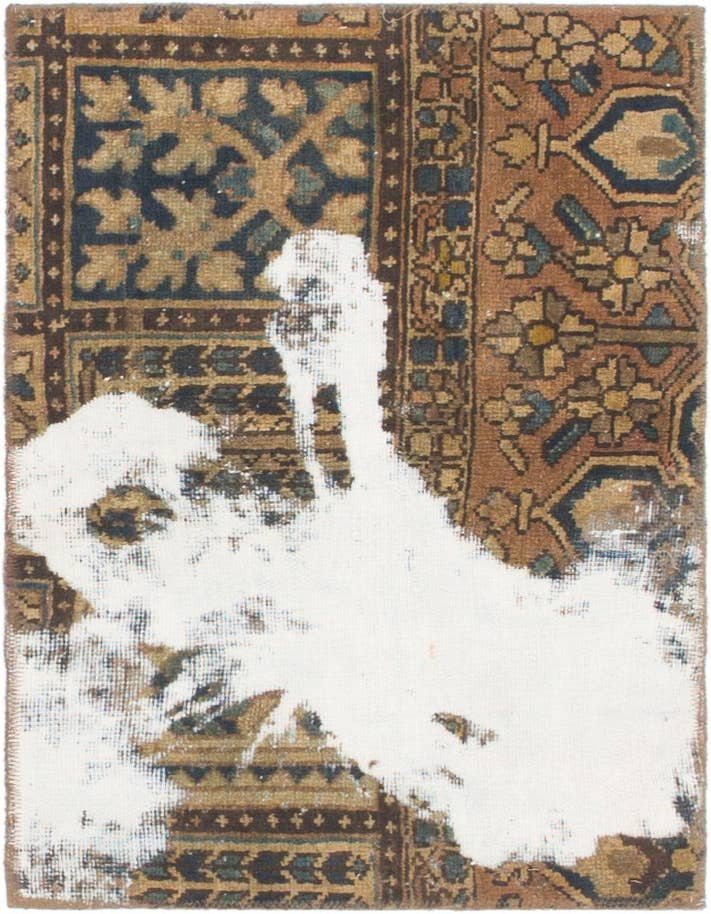 Detail image of 2' x 3' 6 Hand Knotted Ultra Vintage Persian Wool Rug