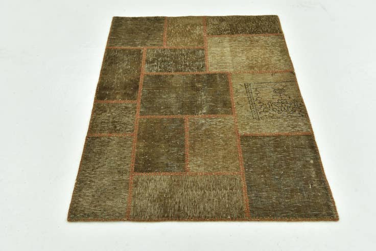 Detail image of 3' x 4' 2 Hand Knotted Ultra Vintage Persian Wool Rug