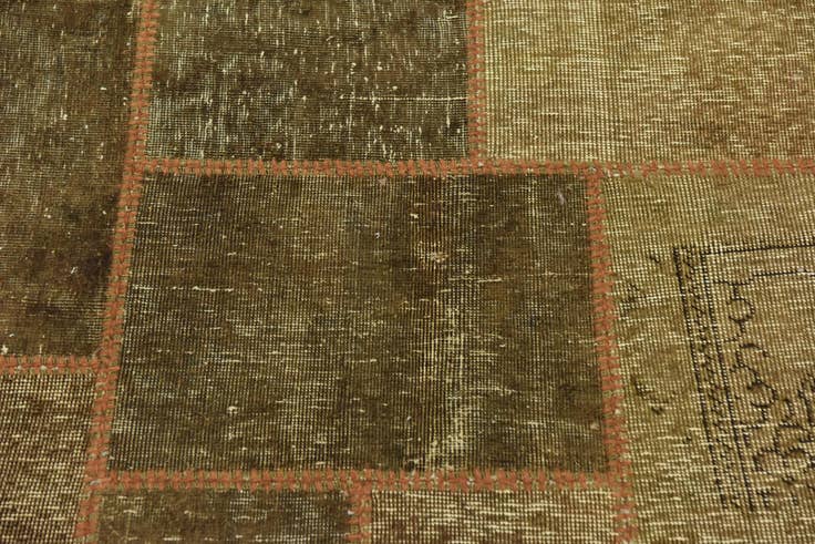 Detail image of 3' x 4' 2 Hand Knotted Ultra Vintage Persian Wool Rug