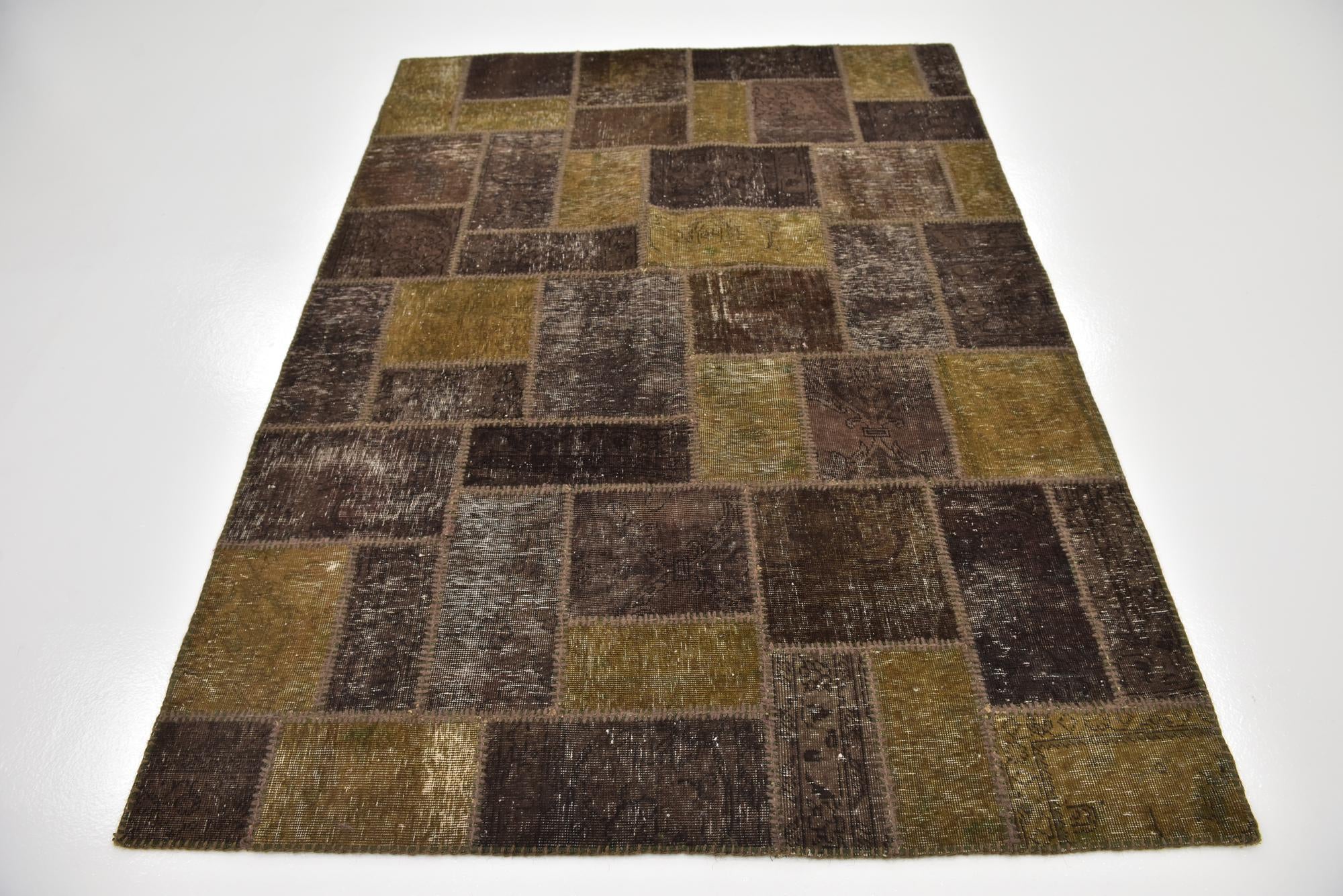 5' x 6' 10 Hand Knotted Ultra Vintage Persian Wool Rug